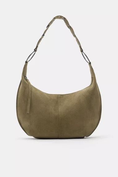 Chic i svestrane: Torbe od bru&scaron;ene kože vladaju proljetnim kolekcijama