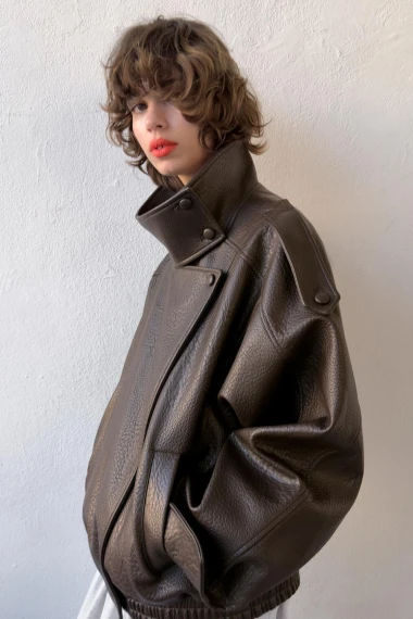 Bezvremenski klasik u novom ruhu: Zara kožne jakne koje obožavamo