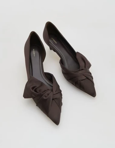 Žuljaju te cipele, a mora&scaron; na ples? Evo savjeta kako &scaron;tikle pretvoriti u svoju BFF