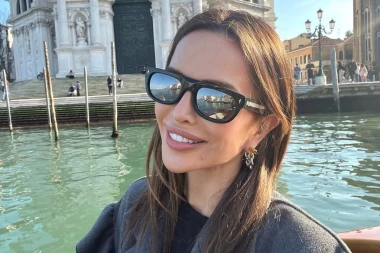 Severina odu&scaron;evila u kaputu: Za odmor u Italiji odabrala komad od 4 000 eura
