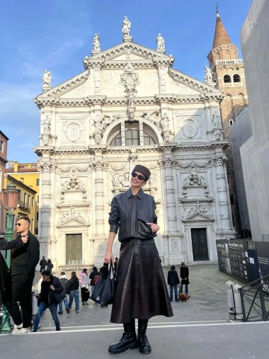 Severina odu&scaron;evila u kaputu: Za odmor u Italiji odabrala komad od 4 000 eura