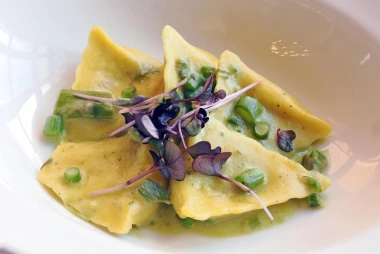 Proljeće u Dvorcu Mokrice - nedjeljni ručak, partija golfa i izlet bez slovenske vinjete