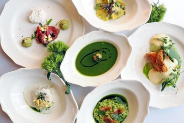 Proljeće u Dvorcu Mokrice - nedjeljni ručak, partija golfa i izlet bez slovenske vinjete