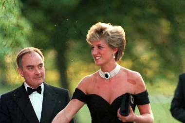 Kraljica stila: Princeza Diana ovim je modnim izborima prekr&scaron;ila pravila i naljutila kraljicu