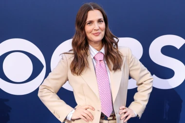 Modni vodič za jabukasti tip figure: Nagla&scaron;avanje prednosti i krojevi koji izdužuju siluetu