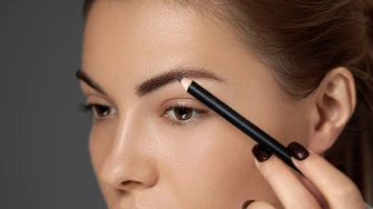 Precizne, postojane i pristupačne: Najbolje olovke za obrve iz drogerija