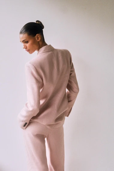 U Zaru su već stigla lanena odijela - imamo nekoliko favorita