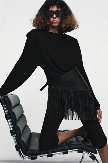 Koji vam je najljep&scaron;i? Odabrali smo 20 bluza i topova iz nove Zarine kolekcije