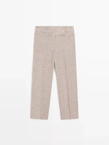 Nostalgija koja traje: 5 modela hlača iz 90-ih koje opet viđamo posvuda