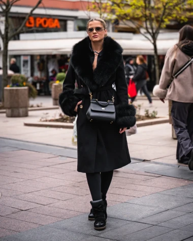 Pogledajte ovu besprijekornu kombinaciju: Ona je dokaz da crna nikad ne izlazi iz mode