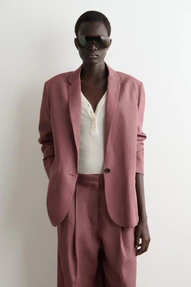 Od klasike do razigranih modela: Ovo su najpoželjniji sakoi za proljeće