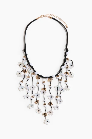 Detalji koji čine razliku: Najljep&scaron;i modni dodaci za razigrane proljetne kombinacije