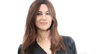 Istaknite struk, osvojite pogled: Modni trikovi za figuru pje&scaron;čanog sata