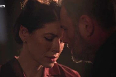 Zora poku&scaron;ava prikriti trbu&scaron;čić, a Rajka i Badurina na korak su do poljupca: 'Ti si sad moja!'