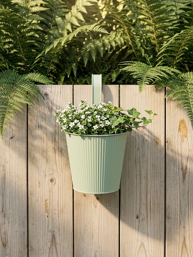 Od dva eura: Ove tegle za cvijeće iz Sinsaya, Pepca i Zara Homea su hit