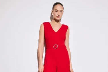 Elegantni kombinezoni kao odlična alternativa svečanim haljinama