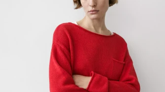 Jarko crvena je hit i ovog proljeća: Otkrivamo kako je nositi i gdje pronaći najbolje komade