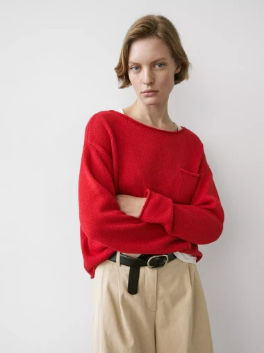 Jarko crvena je hit i ovog proljeća: Otkrivamo kako je nositi i gdje pronaći najbolje komade