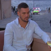 Tko govori istinu? 'Nijednu curu nisam poljubio izvan kamere'