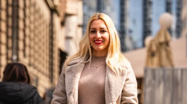 Zagrebačka &scaron;pica obožava Chanel: Elegantna plavu&scaron;a pokazala kako nositi nježne nijanse