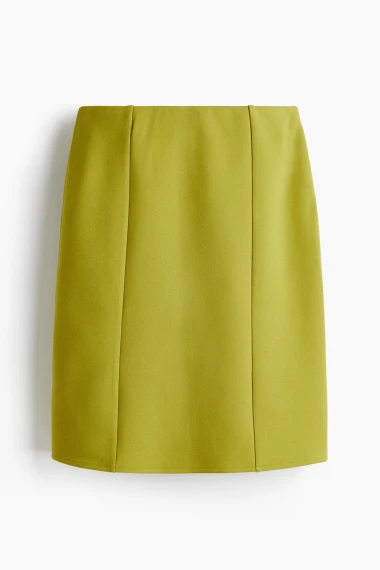 Zaboravljeni klasik opet je hit: Pencil suknje vraćaju se u modu