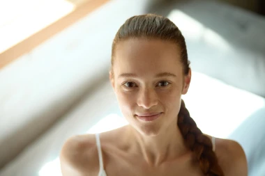 Kako koži vratiti sjaj? Navike i proizvodi koje već danas možete uključiti u rutinu