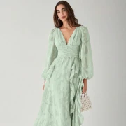 Traži&scaron; haljinu za vjenčanje ili pričest? Ovi pastelni modeli sa Sheina su pun pogodak