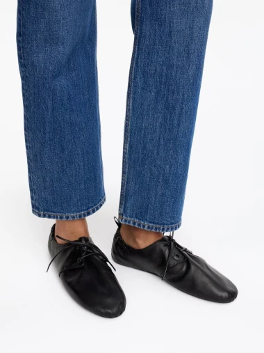 Povratak bezvremenskog modela: Derby cipele su novi favorit sezone