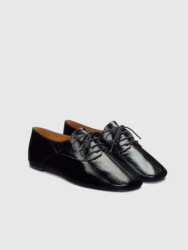 Povratak bezvremenskog modela: Derby cipele su novi favorit sezone