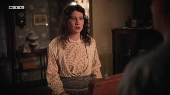 'Divlje pčele': Marko prosi Manuelu, a Vjerica je oteta