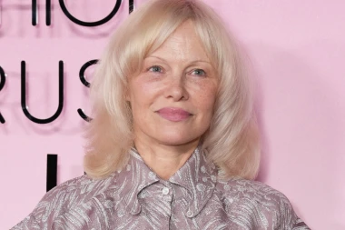 Kad elegancija susretne karizmu: Pamela Anderson i Sharon Stone opet briljirale