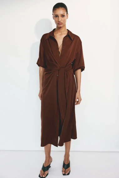 Od ureda do kave: Prona&scaron;li smo najljep&scaron;e ko&scaron;ulja-haljine koje ćemo nositi