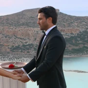 Večeras je finale pete sezone 'Gospodina Savr&scaron;enog': Četiri finalistice u borbi za posljednju ružu