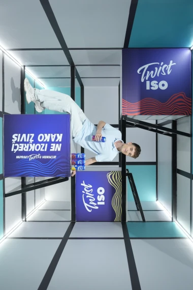 Twist ISO u Muzeju Iluzija predstavio novu kampanju koja okreće perspektivu hidracije