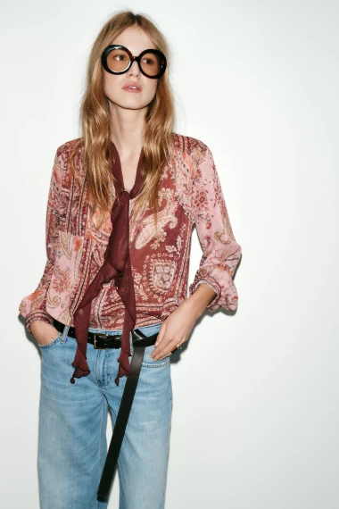 Cvjetna rapsodija i &scaron;arm točkica: Bluze koje će obilježiti proljeće