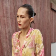 Cvjetna rapsodija i &scaron;arm točkica: Bluze koje će obilježiti proljeće