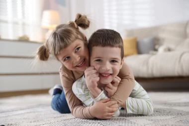 Odnos braće i sestara: Veza koja traje cijeli život i oblikuje nas vi&scaron;e nego &scaron;to mislimo