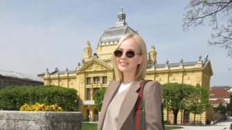 Jelena Rozga upija sunce u centru Zagreba: Pjevačica pokazala luksuzni stil