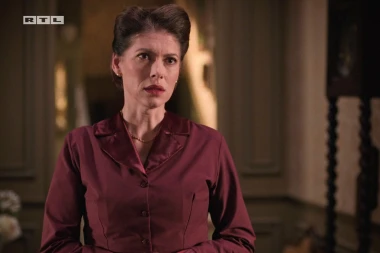 Čavka ulovi Manuelu i Vicu u strastvenom zagrljaju!