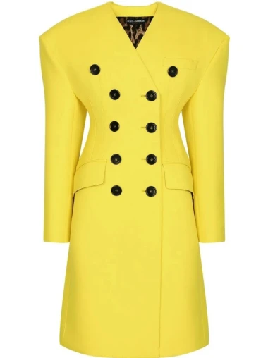 Dama u žutom osvojila zagrebačku &scaron;picu: Dolce &amp; Gabbana kaput te&scaron;ko je ignorirati