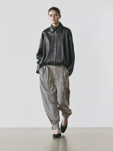 Dosta ti je traperica? Hlače balon kroja su chic modno rje&scaron;enje za proljeće i ljeto