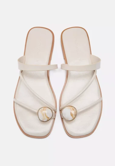 Od japanki do metalik modela: Ovo su sandale koje će obilježiti ljetnu sezonu