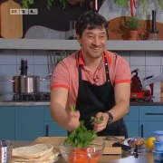 Nader kuha u 'Igri chefova': 'Barem da Sirijci imaju &scaron;pek; a i sarmu bih mogao jesti svaki dan!'