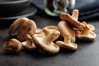 Umak od gljiva na 10 načina: Od klasičnih &scaron;ampinjona do egzotičnih shiitaka