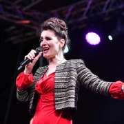 Bila je 'kraljica Torcide', a njene hitove i danas pjevamo: Doris Dragović slavi 65. rođendan