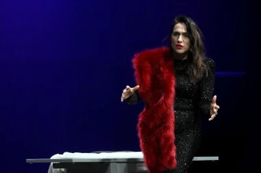 Ženske priče osvojile su domaća kazali&scaron;ta: Tri velike glumice, tri snažne monodrame