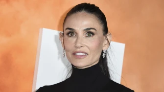 Demi Moore opet briljirala: 'Divlji' detalj njezine kombinacije zasjenio je sve ostalo