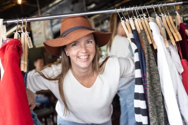 Cifer&scaron;lus na Sigečici pokazao da kvartovski buvljak moze biti puno vi&scaron;e od prodaje