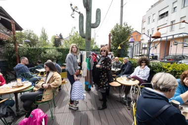 Cifer&scaron;lus na Sigečici pokazao da kvartovski buvljak moze biti puno vi&scaron;e od prodaje