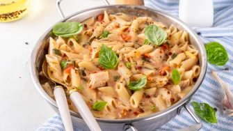 Kremasta tjestenina s piletinom: Ručak na stolu za manje od pola sata